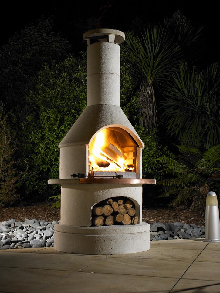 3-in-1 Outdoor BBQ, Pizza Oven, and Fireplace | Built-in | Rondo